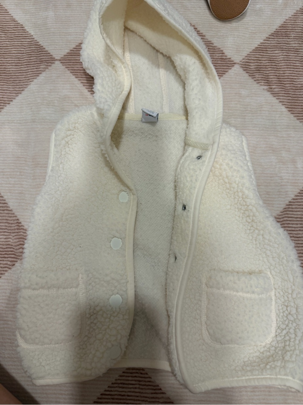 Old Navy Cream Sherpa Hooded Vest for Kids - Cozy Fleece